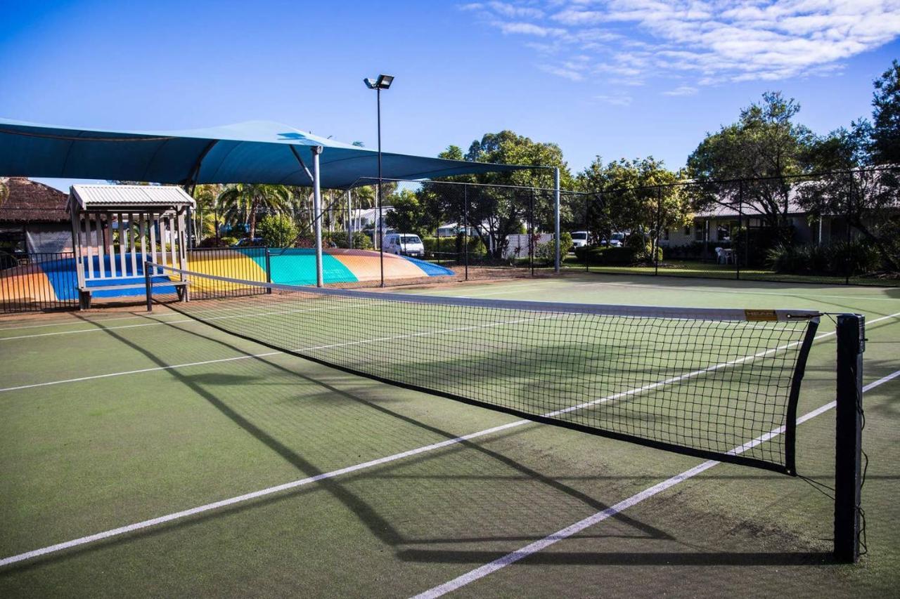 Tropical Getaway In 2 Bedroom Unit In 4 Star Resort Noosaville Exterior photo