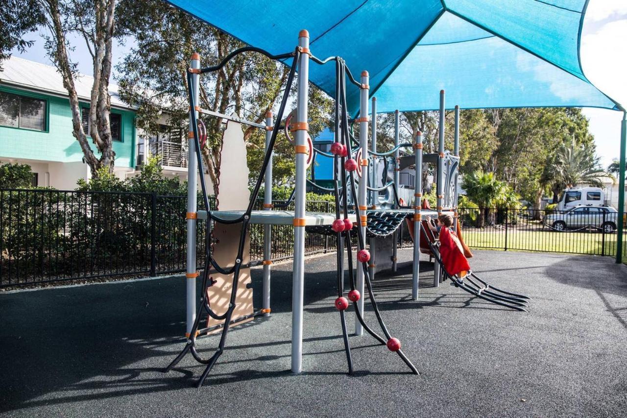 Tropical Getaway In 2 Bedroom Unit In 4 Star Resort Noosaville Exterior photo